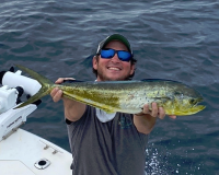 573